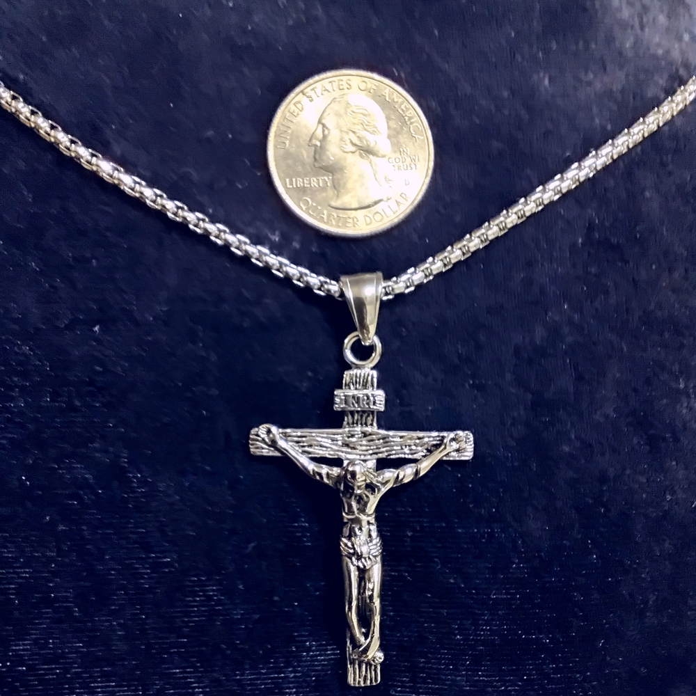 Stinless Steel Cross Necless 24 Inches Long !!